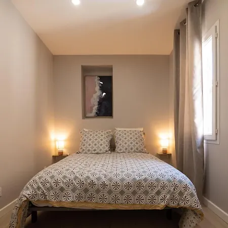 Au Coin Des Vins Apartment